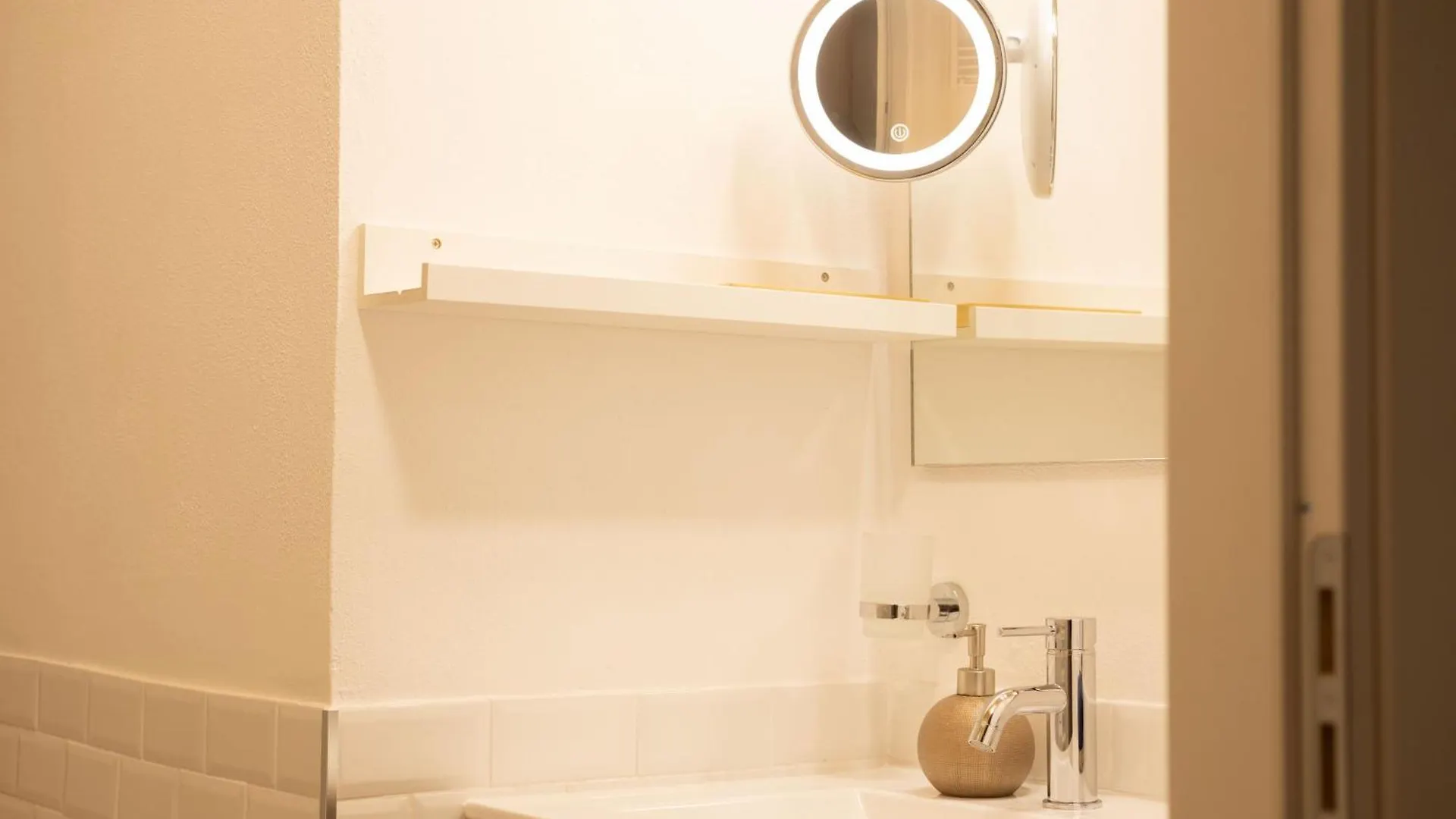 Il Sipario Luxury Apartments Palermo 0*,  Italy